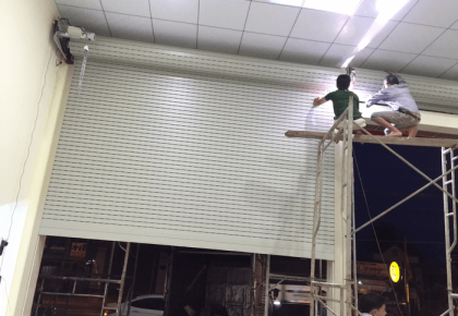 Sửa Chữa Cửa Cuốn Trần Văn Khánh | Sửa Cửa Cuốn Giá Rẻ Quận 7 Uy Tín