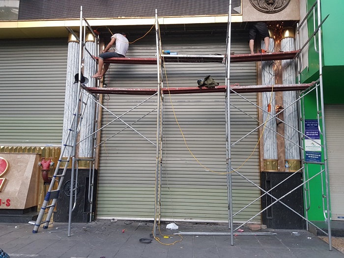 Cứu Hộ Cửa Cuốn Cấp Tốc Lâm Văn Bền