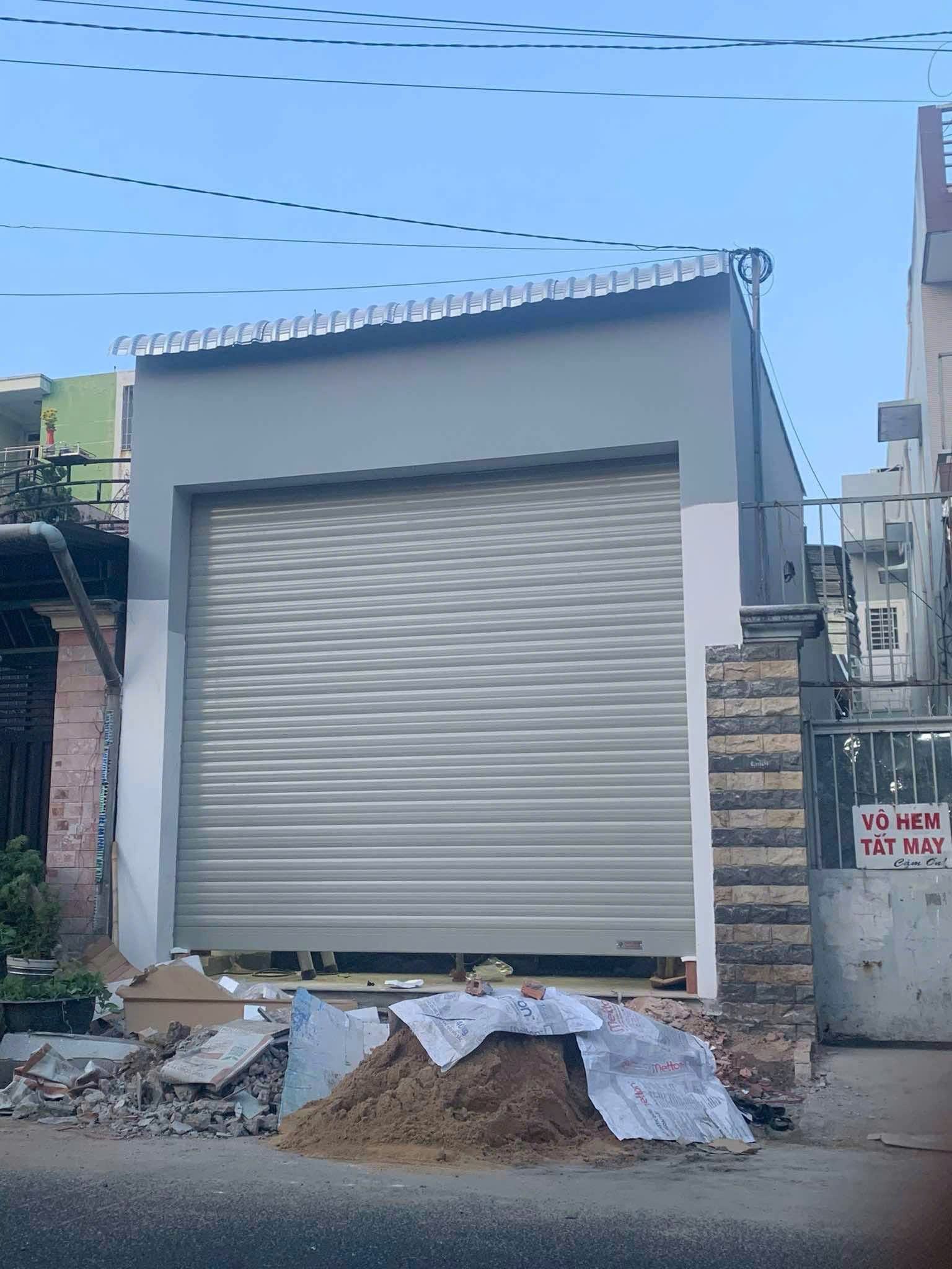 Cứu Hộ Cửa Cuốn Quận 7 – Quận 4 – Quận 1