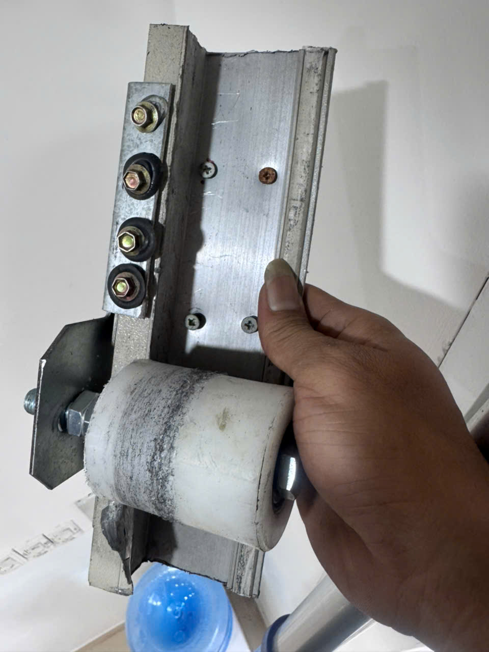 Thay Motor Cửa Cuốn Giá Rẻ Tân Thuận Đông Uy Tín Nhanh 24/24