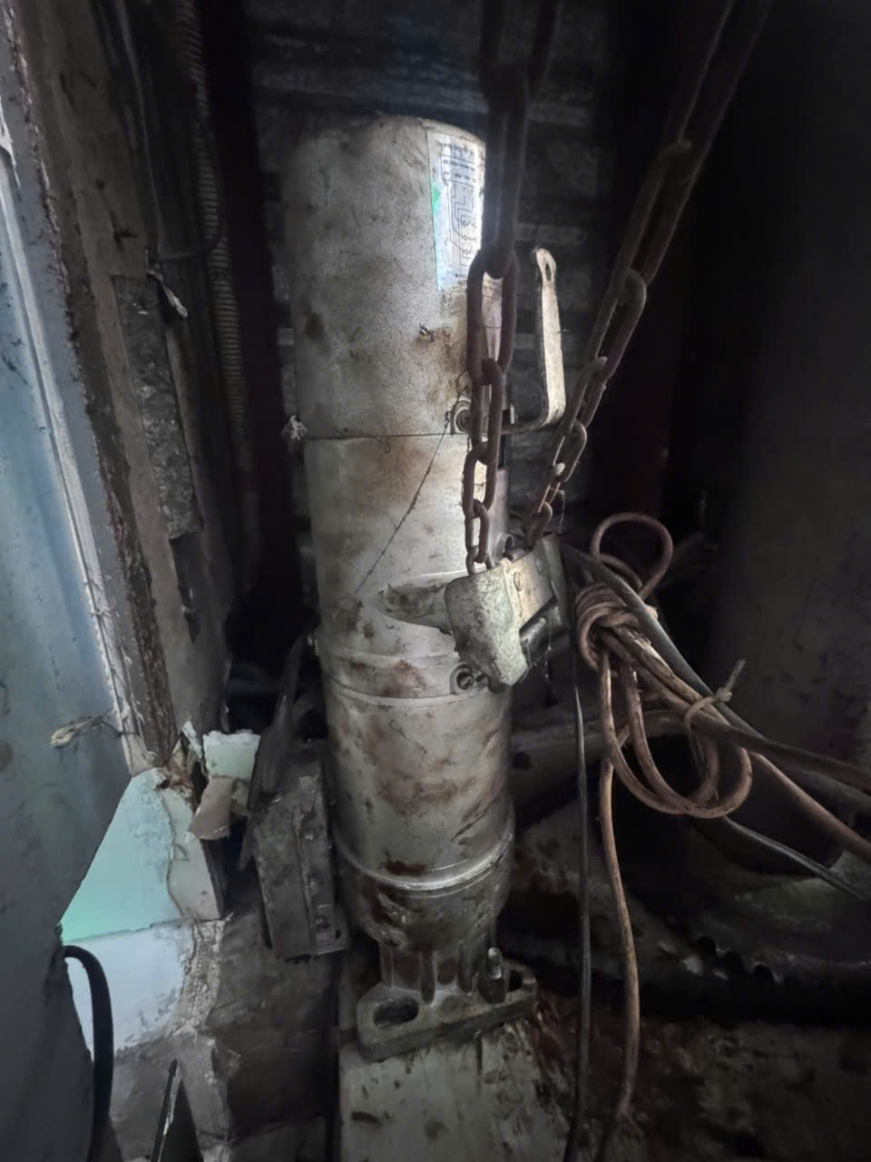 Thay Motor Cửa Cuốn Giá Rẻ Phạm Thị Ba Nhanh Uy Tín 24/24