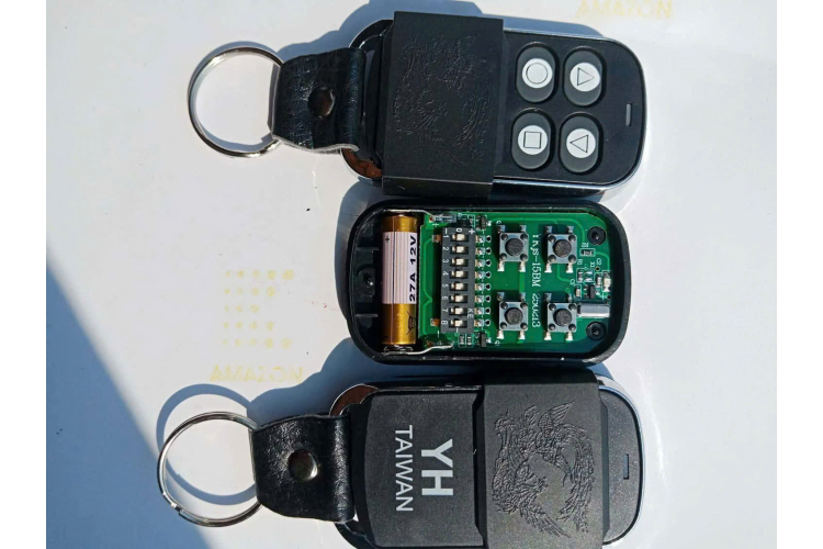 Remote cửa cuốn YH