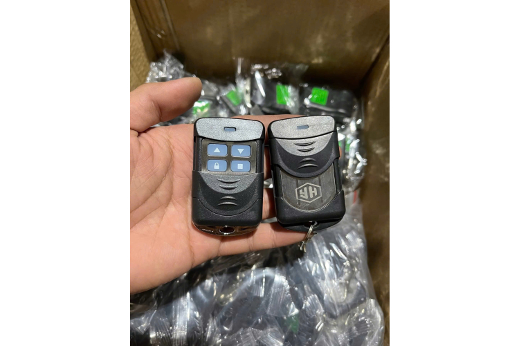 Remote cửa cuốn YH